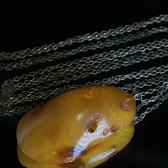 VINTAGE EXTRA LARGE AMBER EGG YOLK PENDANT SILVER 800 NECKLACE - Picture 9 of 11